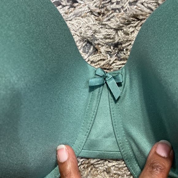 Auden green moss colored Demi coverage, lightly lined T-shirt bra - Picture 2 of 8